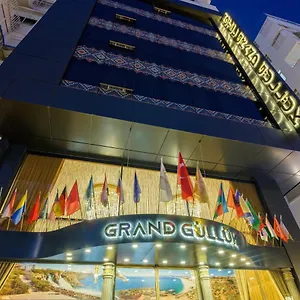 فندق Grand Gulluk & Center