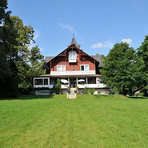 jagdschloss-fahrenbhl.com-bavaria.com/