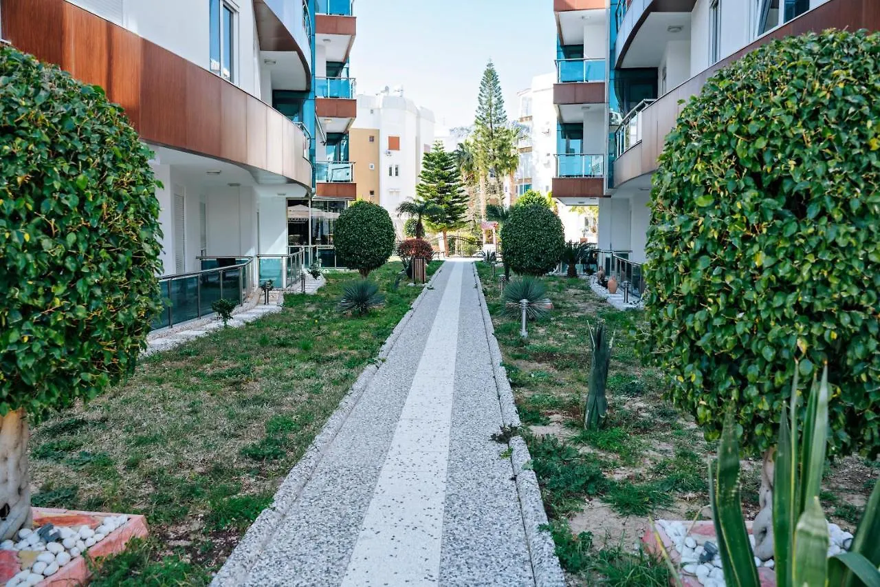 Onkel Rada Apart Hotel Antalya 2*,